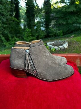 Vionic Suede Tassel Side-Zip Ankle Booties